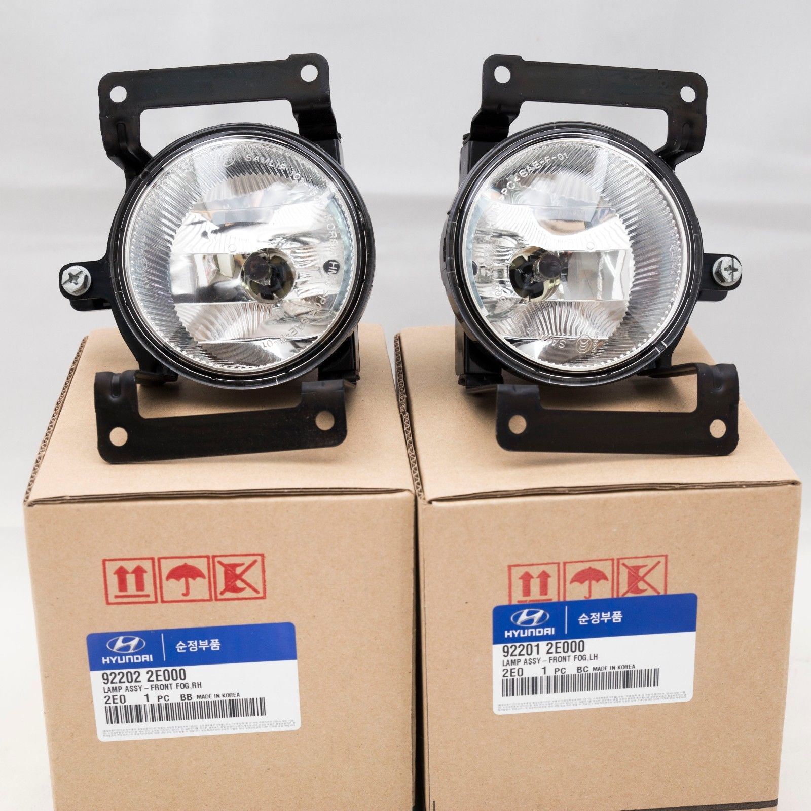 HYUNDAI (HS), TUCSON, LAMP ASSY-FR FOG RH, 922022E000 (92202-2E000)